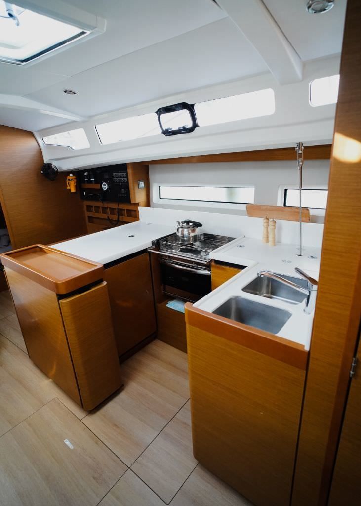 Jeanneau Sun Odyssey 440 | Dream On