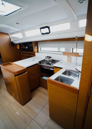 Jeanneau Sun Odyssey 440 | Dream On