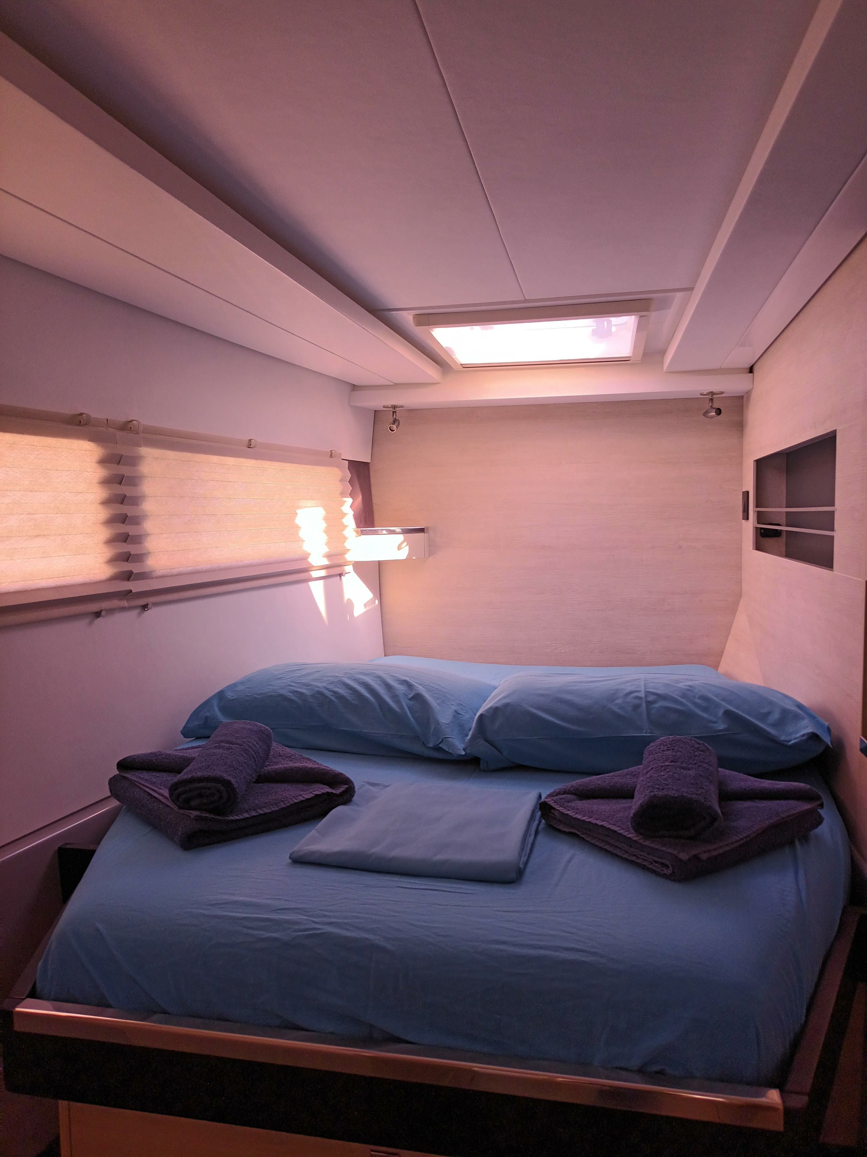 Leopard 45 | Lady Mara