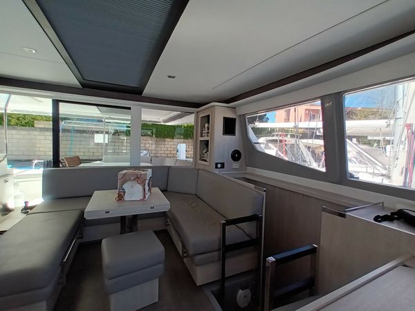 Leopard 45 | Lady Mara