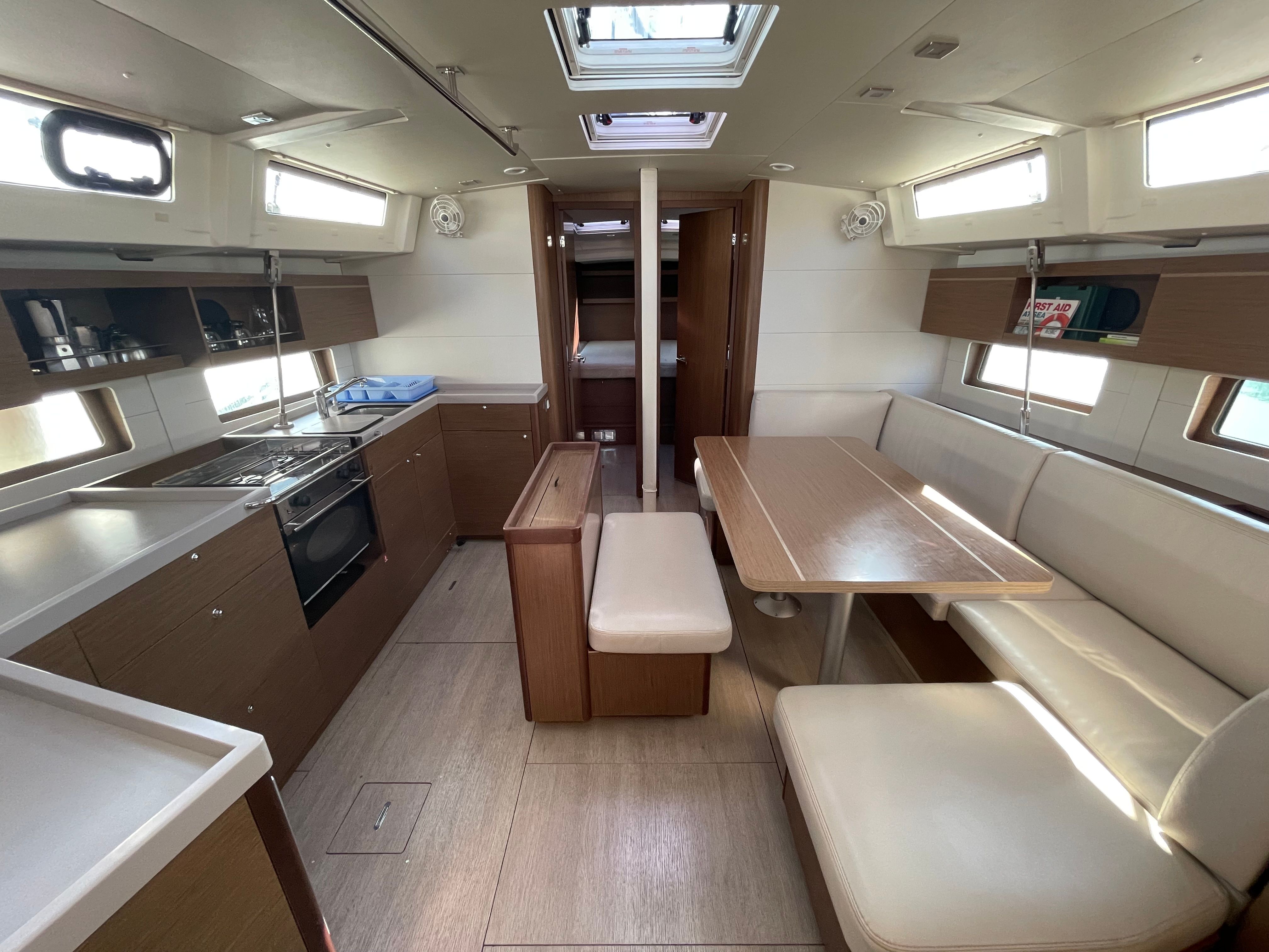 Beneteau Oceanis 46.1 | Christina L