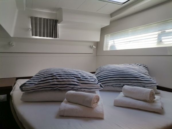 Lagoon 40 | Wave Elli