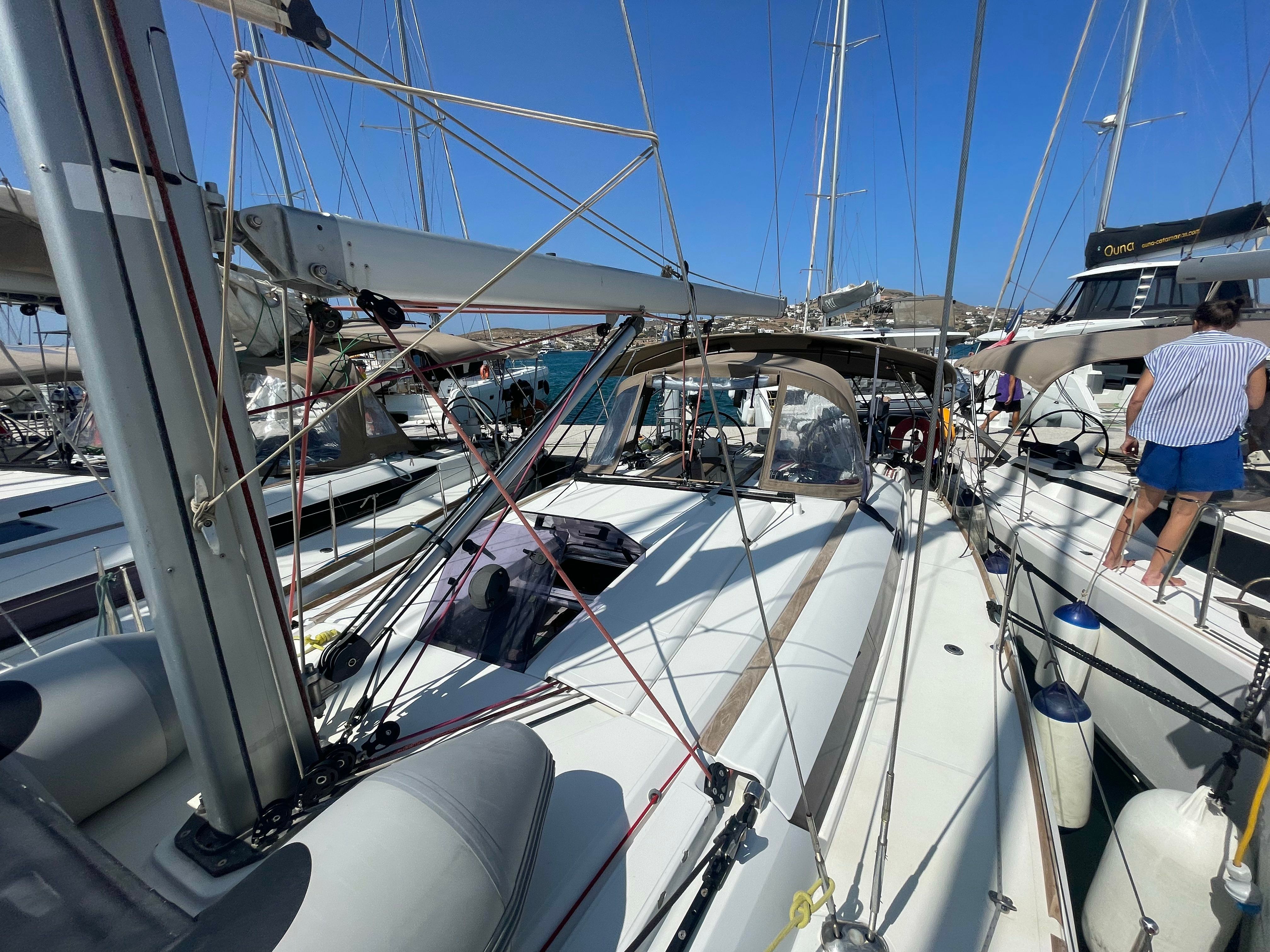 Jeanneau Sun Odyssey 419 | Blueberry