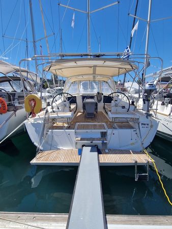 Beneteau Oceanis 41.1 | Hera