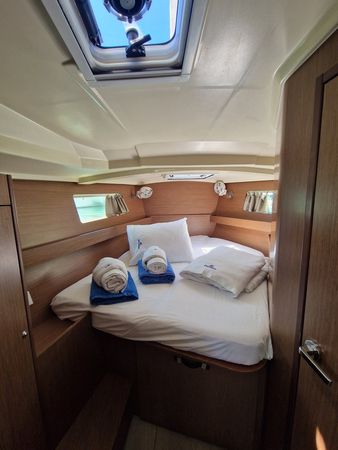 Beneteau Oceanis 41.1 | Hera