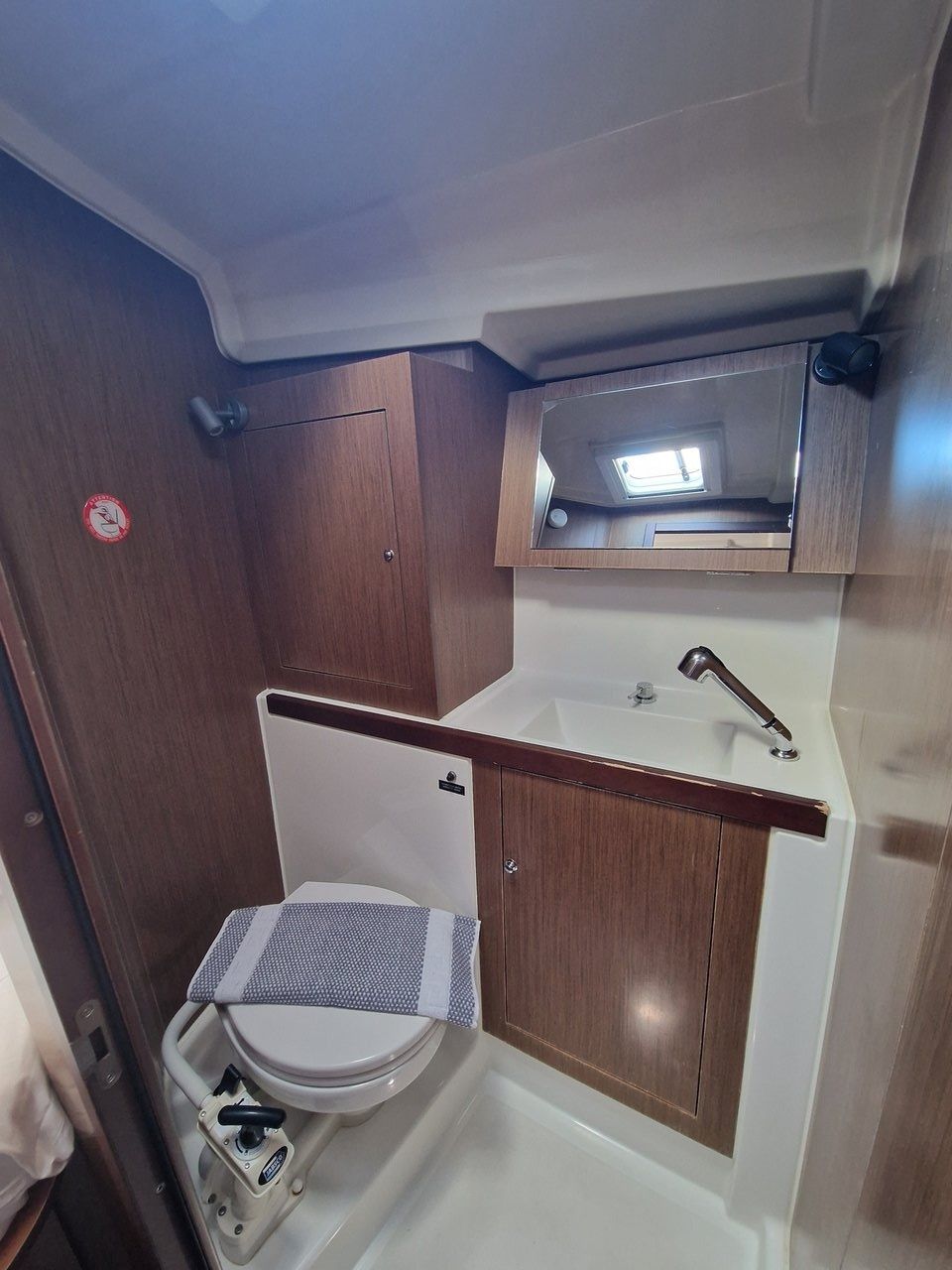 Beneteau Oceanis 41.1 | Hera