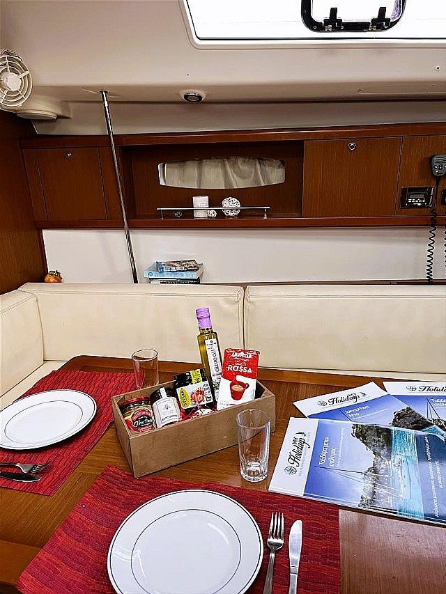 Beneteau Oceanis 43 | Twins