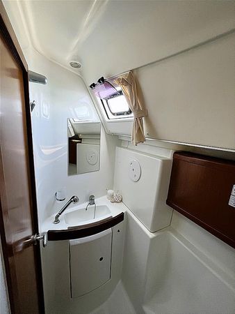 Beneteau Oceanis 43 | Twins