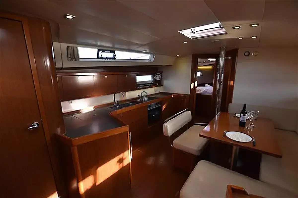Beneteau Oceanis 45 | Chilli Pepper