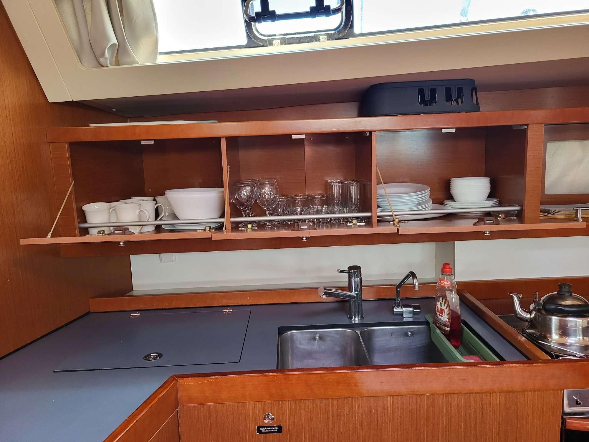 Beneteau Oceanis 45 | Chilli Pepper