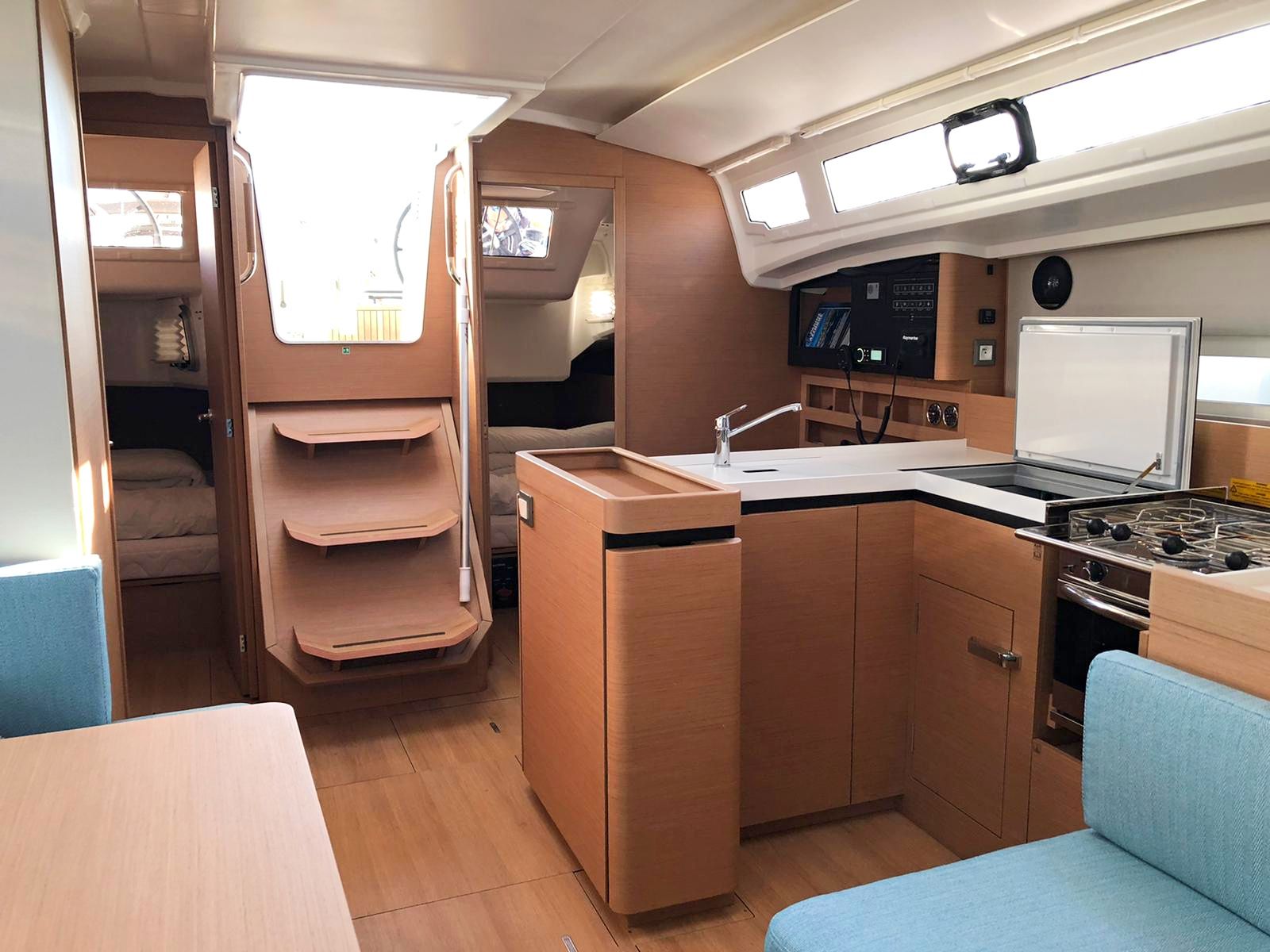Jeanneau Sun Odyssey 410 | Non e Mia