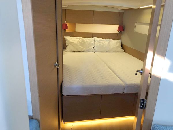 Jeanneau Sun Odyssey 410 | Non e Mia