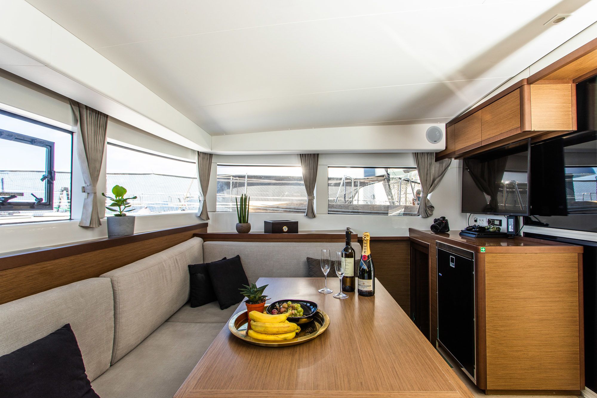 Lagoon 40 | Sol Invictus