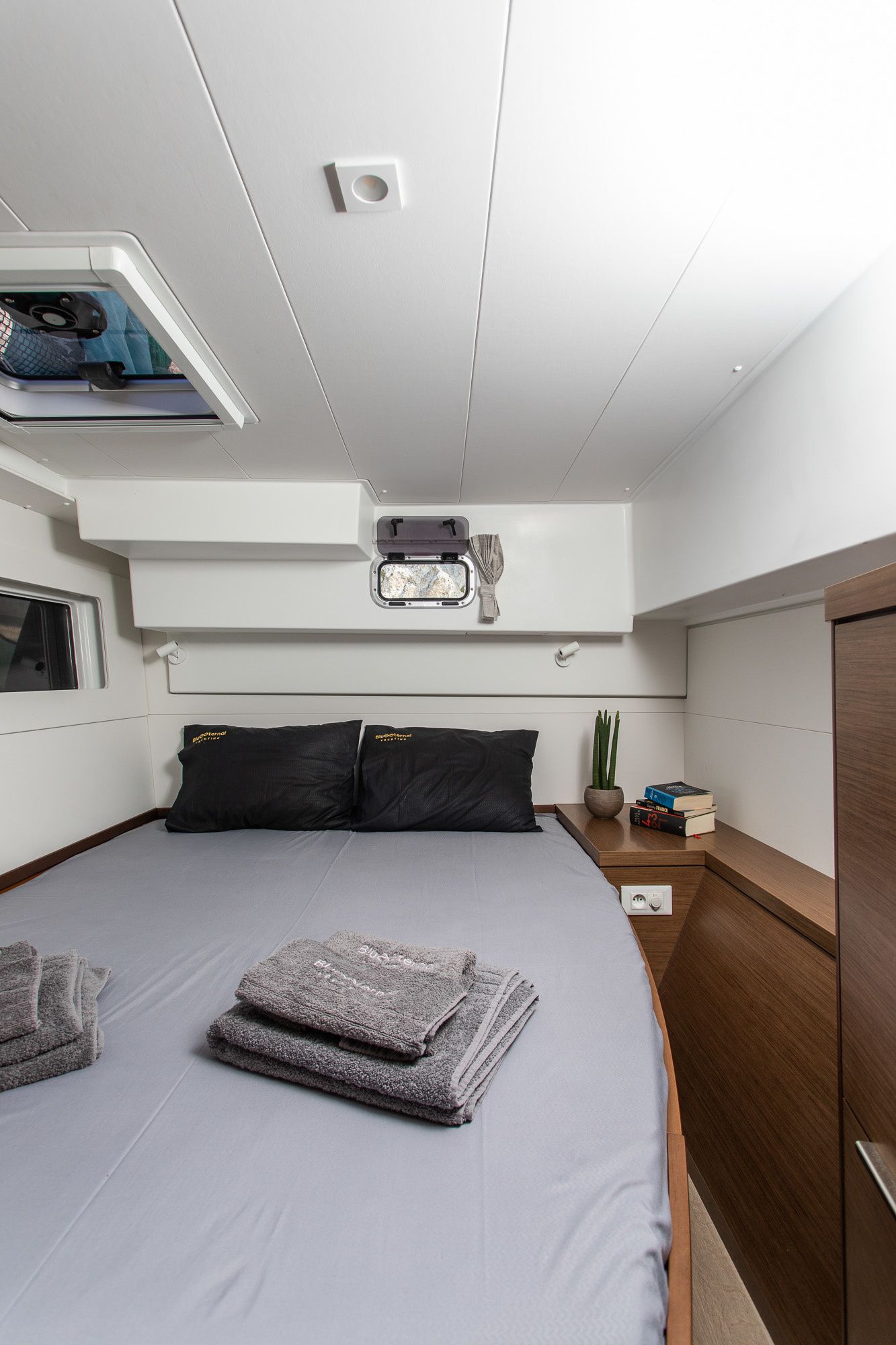 Lagoon 40 | Sol Invictus