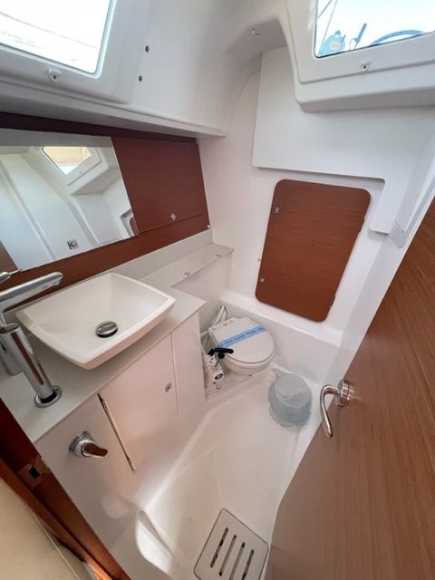 Dufour 360 | Joy Planet