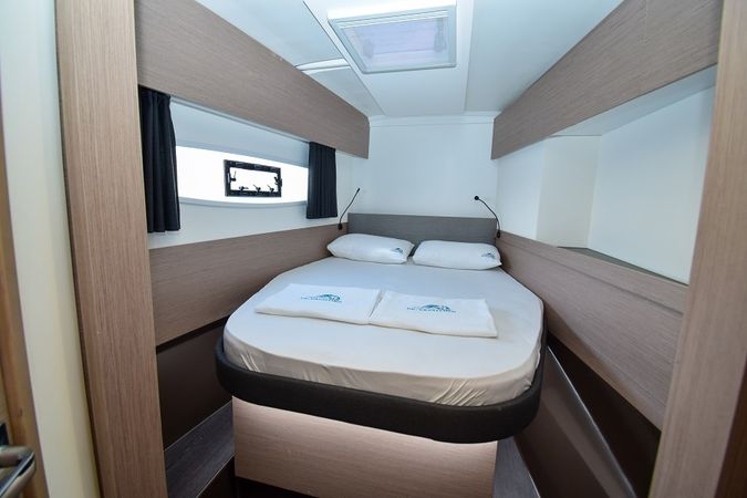 Fountaine Pajot Astrea 42 | Osaya