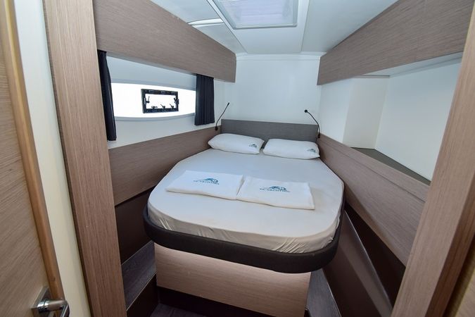 Fountaine Pajot Astrea 42 | Osaya