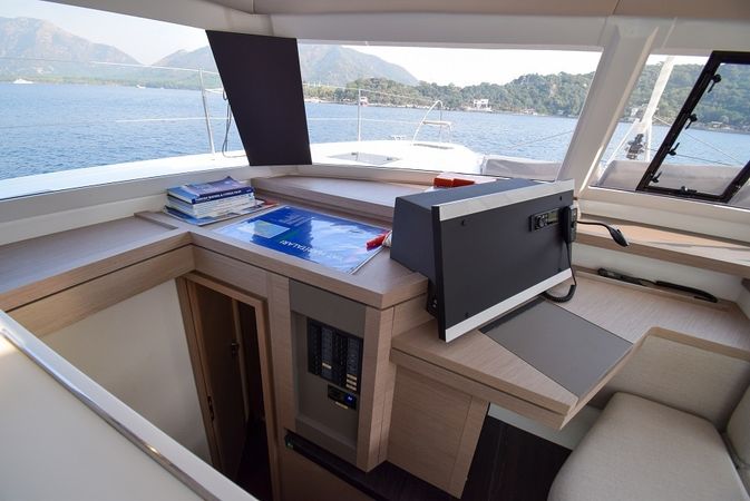 Fountaine Pajot Astrea 42 | Osaya