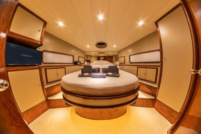 Custom Built 55 | Queen Yacht