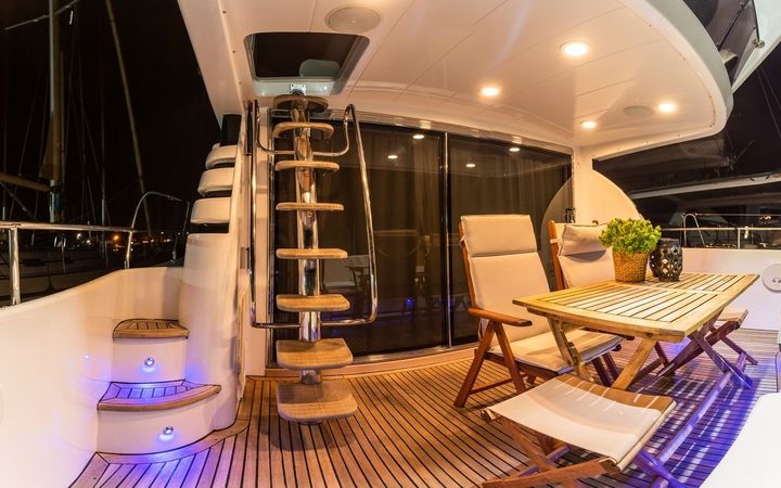 Custom Built 55 | Queen Yacht