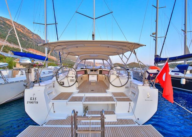 Beneteau Oceanis 48 | Tundra