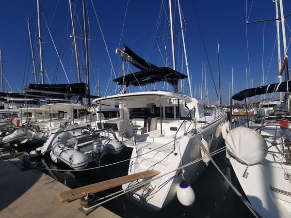 Lagoon 450 F | Oliver