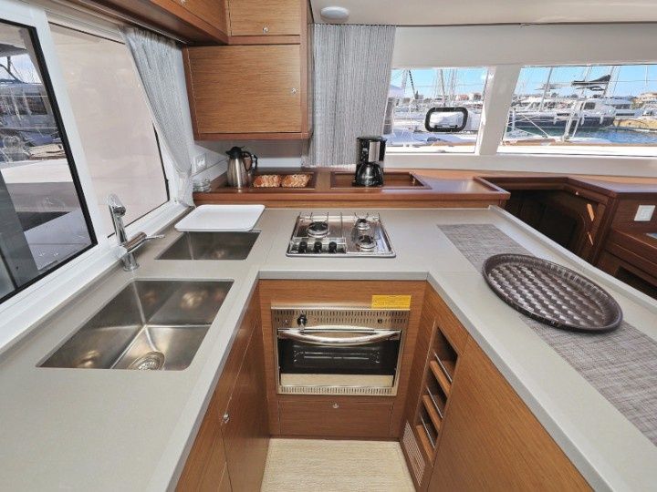 Lagoon 450 F | Oliver