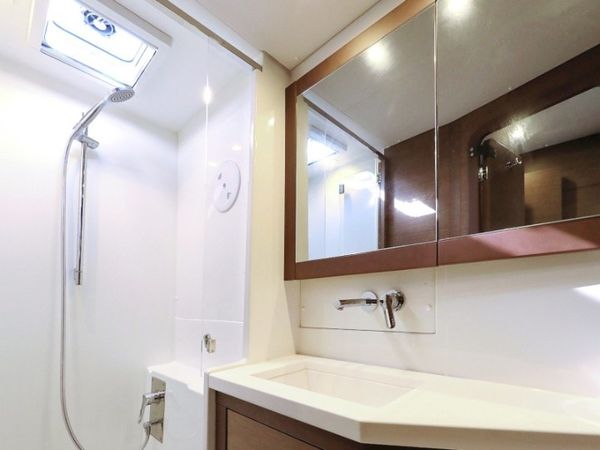 Lagoon 450 F | Oliver