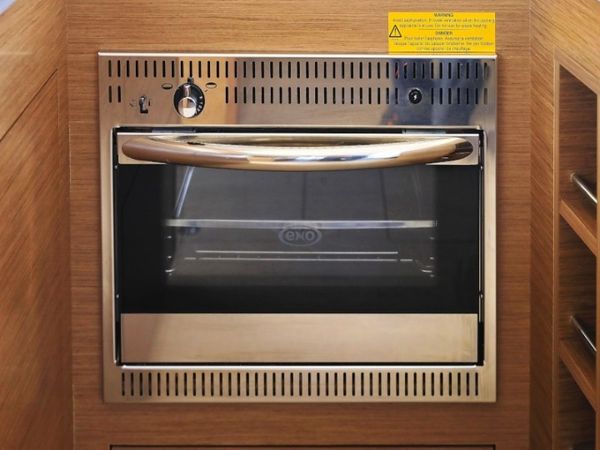 Lagoon 450 F | Oliver