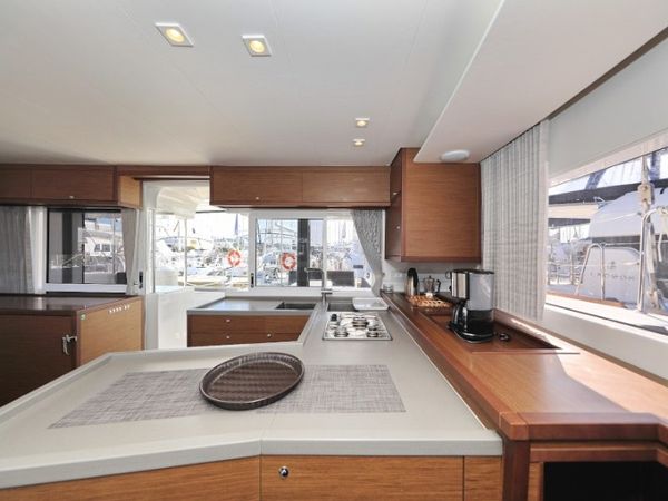 Lagoon 450 F | Oliver