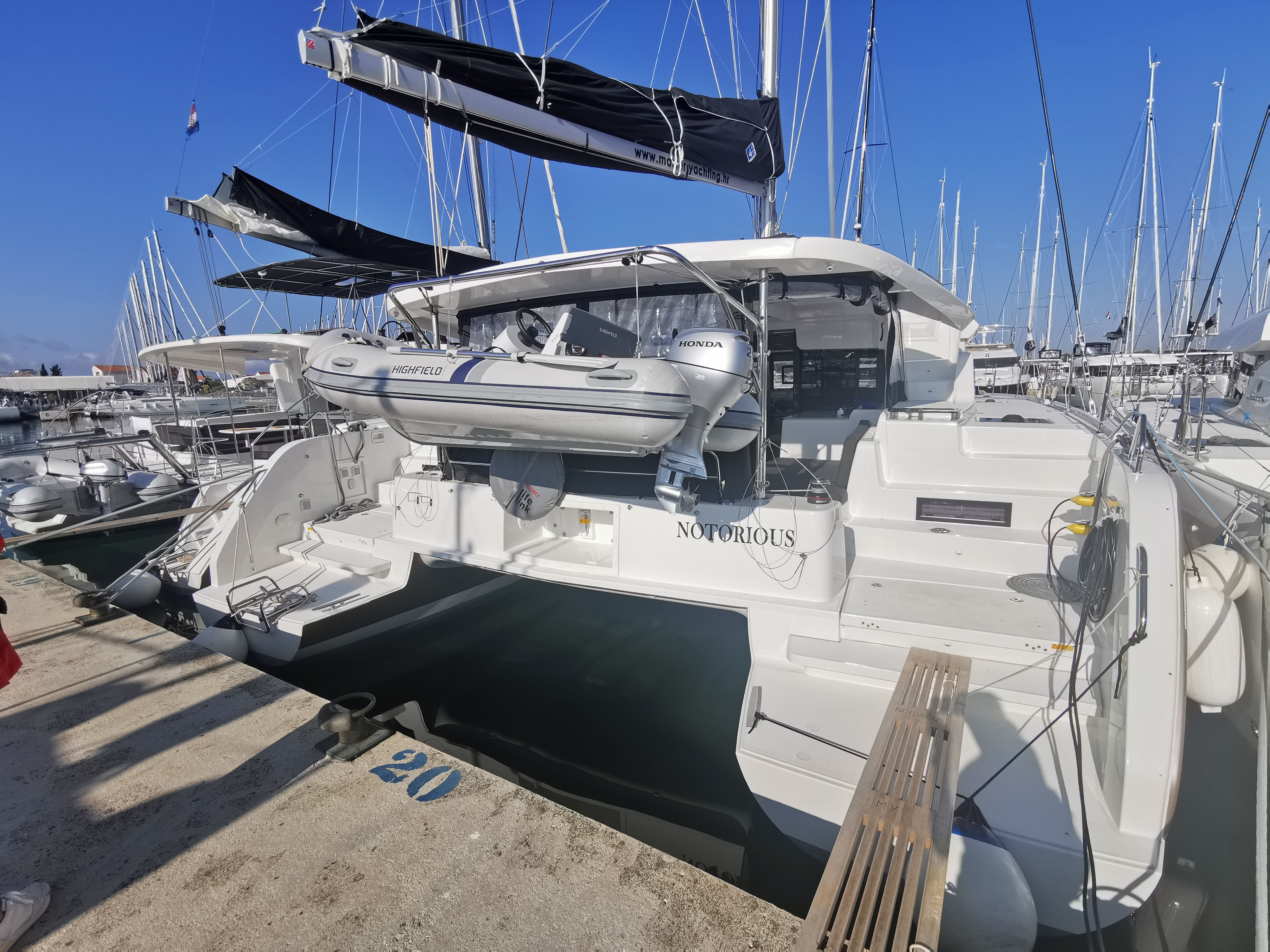 Lagoon 46 | Notorious