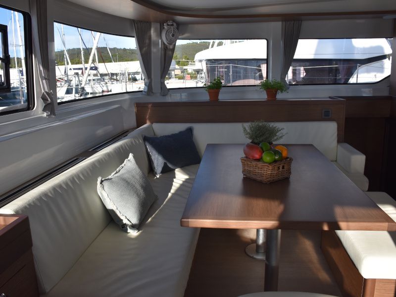 Lagoon 46 | Notorious