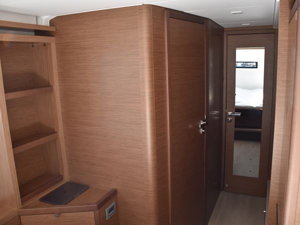 Lagoon 46 | Notorious