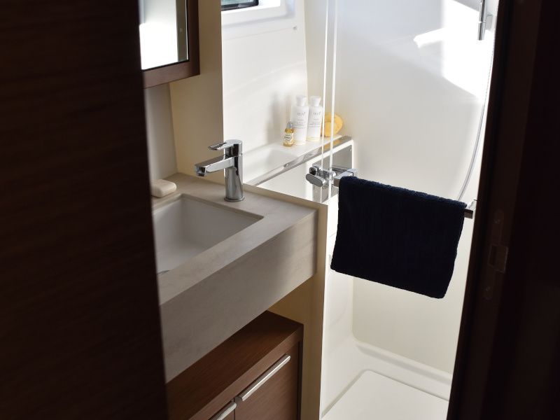 Lagoon 46 | Notorious