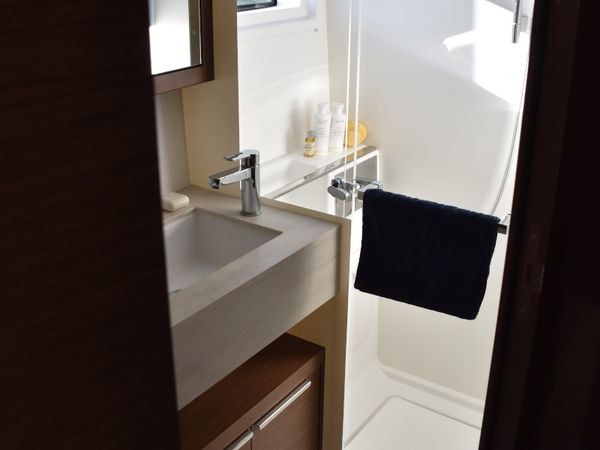 Lagoon 46 | Notorious