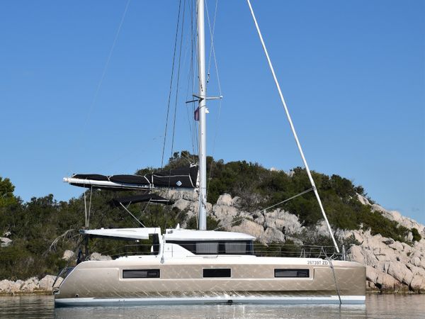 Lagoon 46 | Notorious