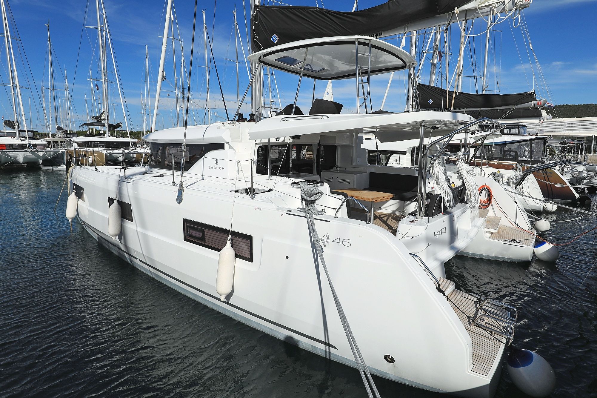 Lagoon 46 | Deep Sea