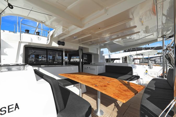 Lagoon 46 | Deep Sea