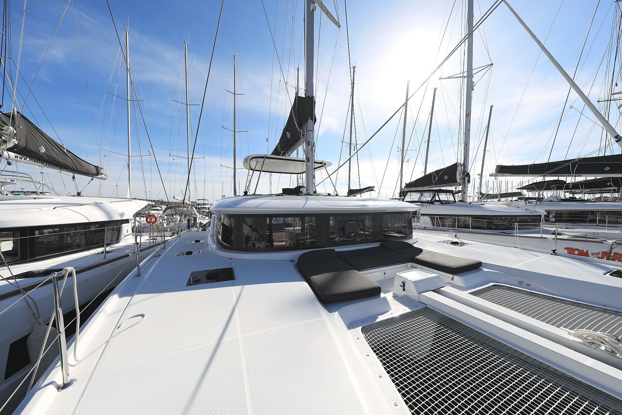 Lagoon 46 | Deep Sea