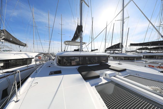 Lagoon 46 | Deep Sea