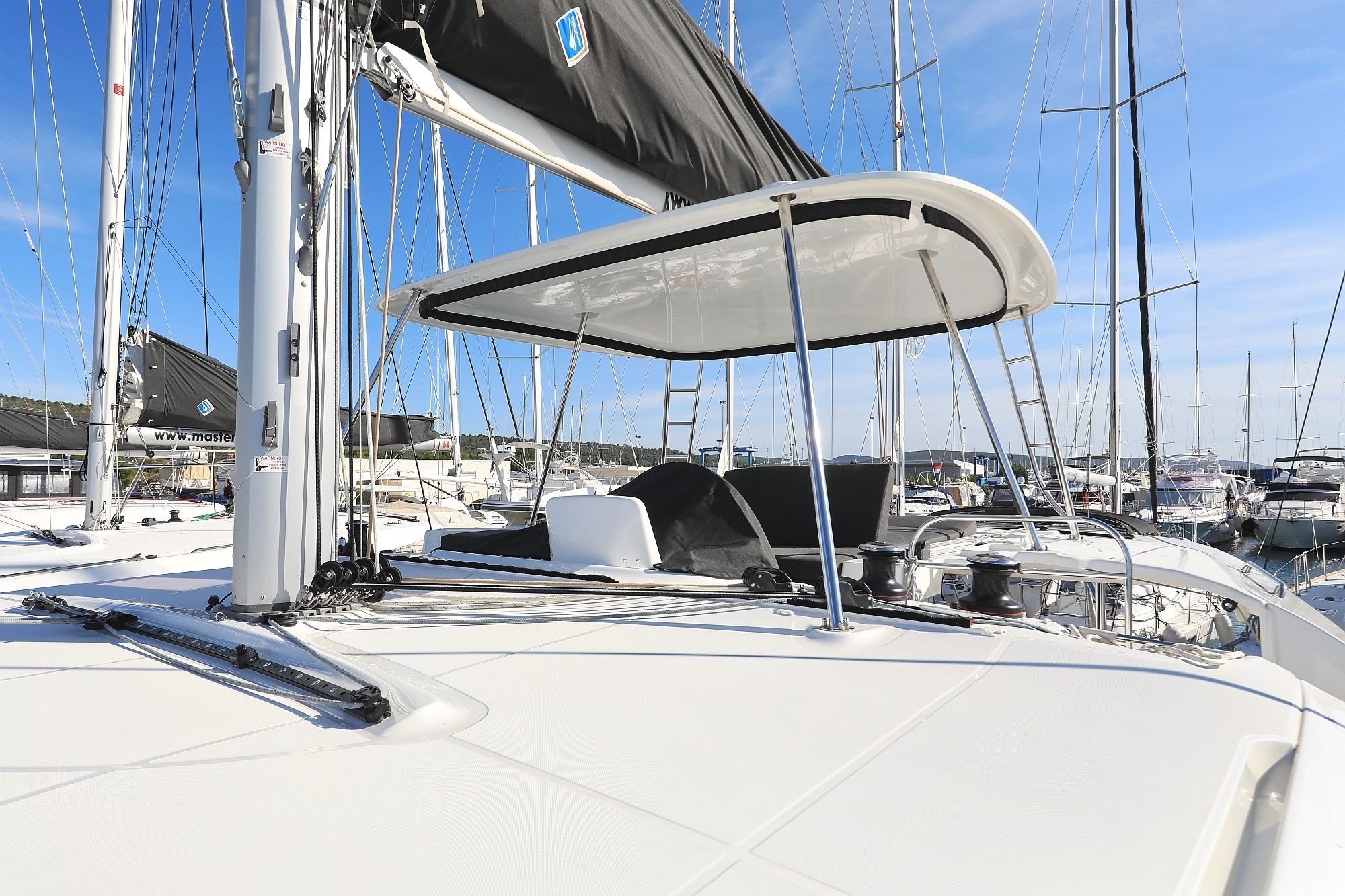 Lagoon 46 | Deep Sea