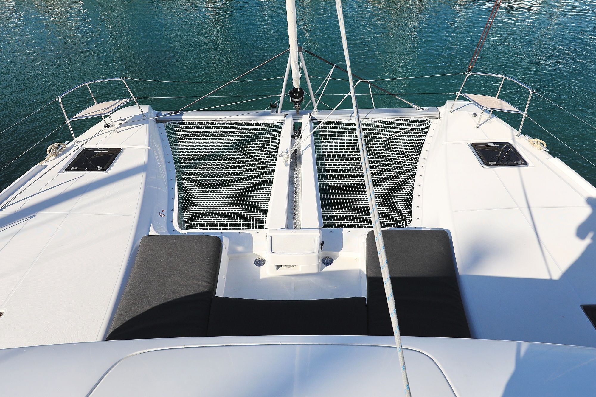 Lagoon 46 | Deep Sea