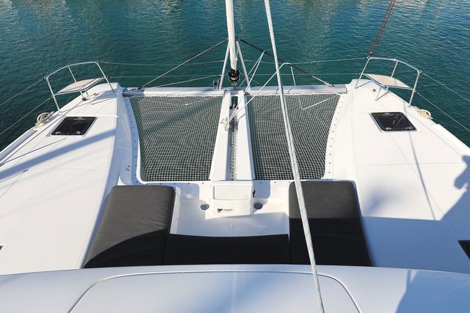 Lagoon 46 | Deep Sea