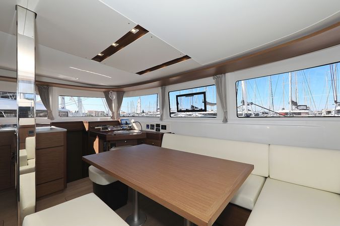 Lagoon 46 | Deep Sea