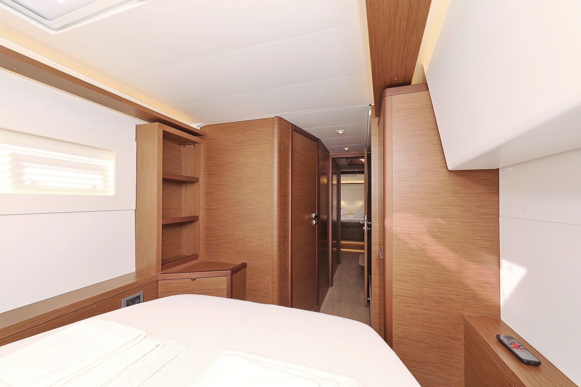 Lagoon 46 | Deep Sea