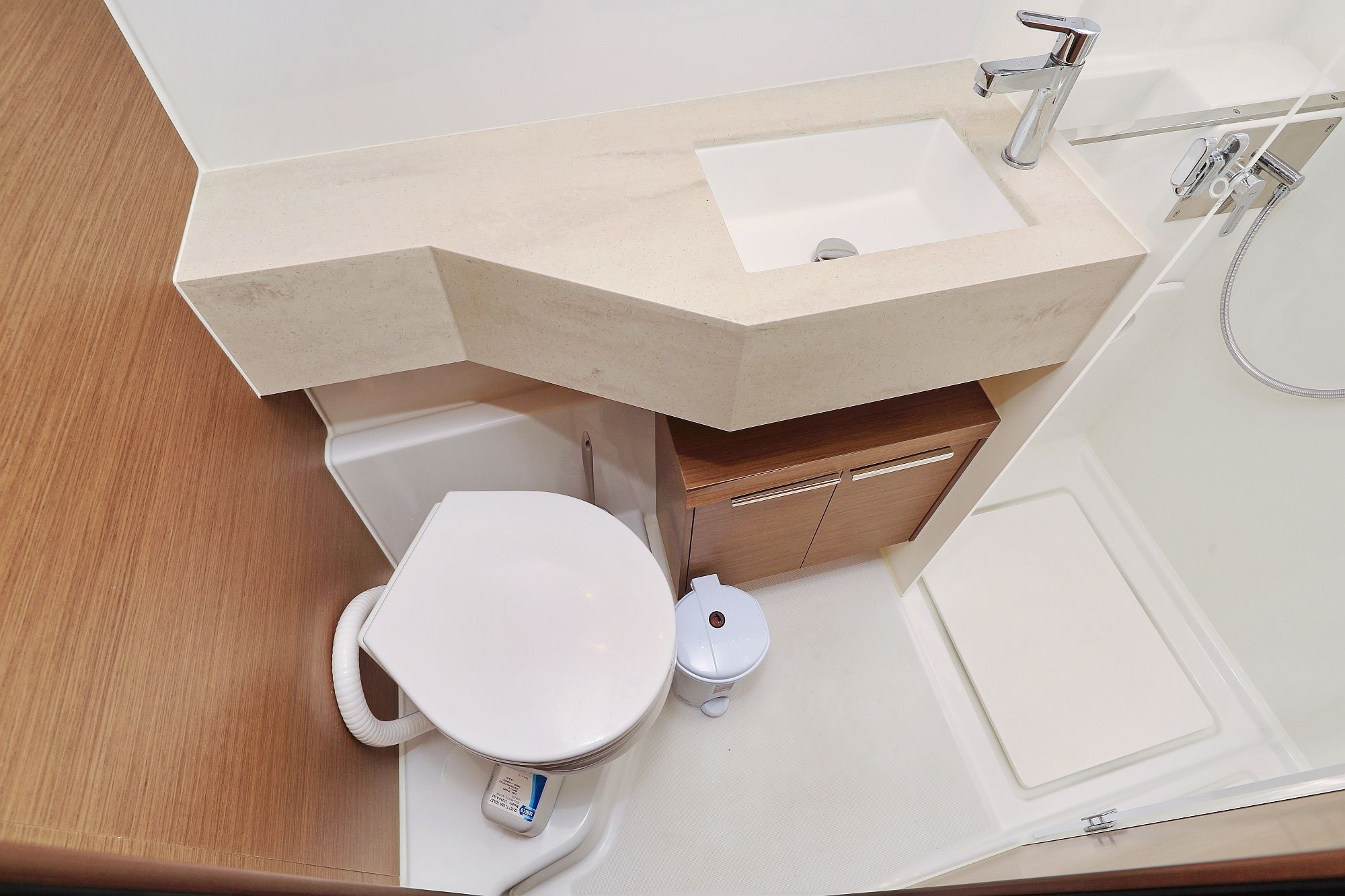 Lagoon 46 | Deep Sea