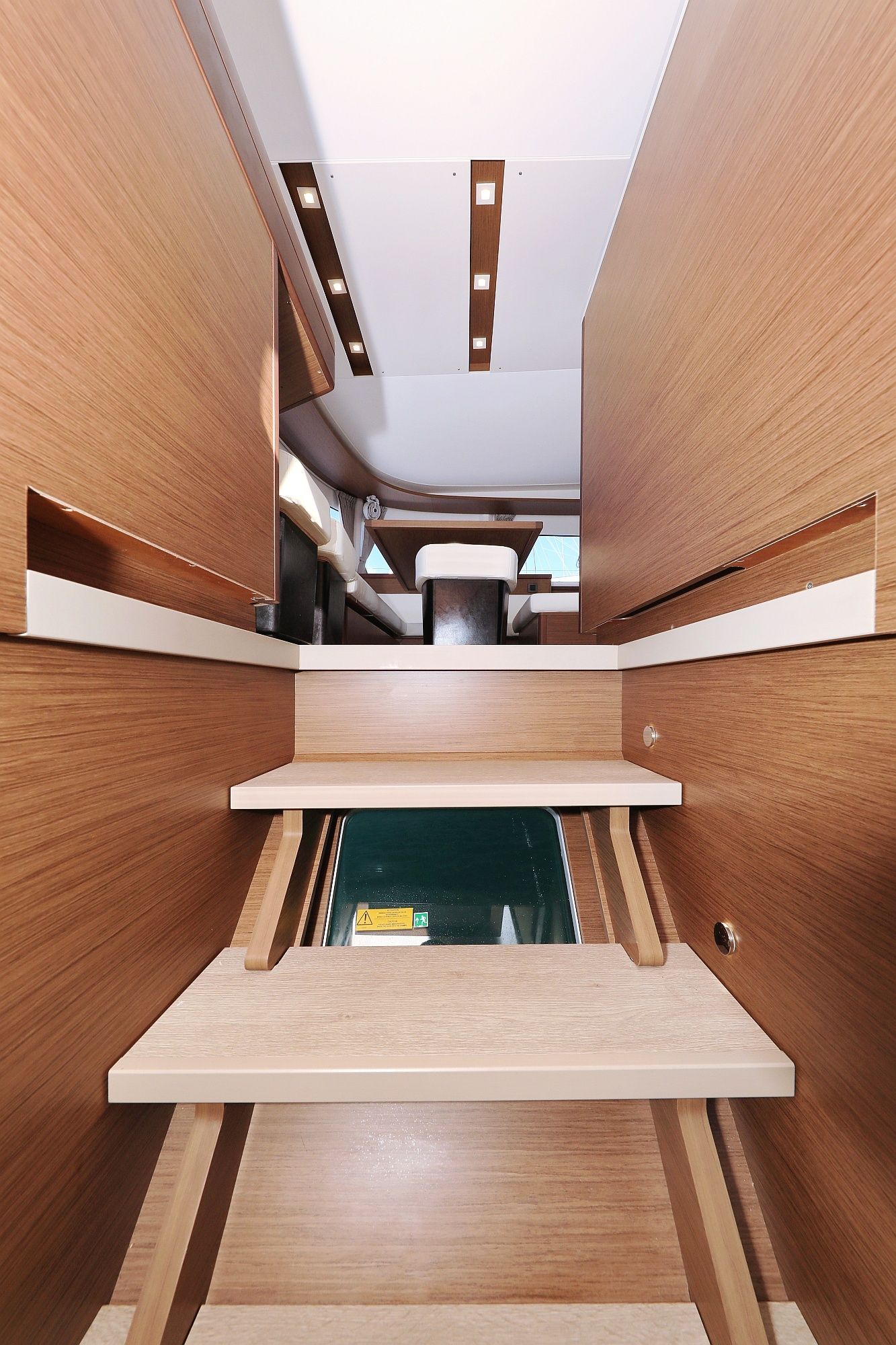 Lagoon 46 | Deep Sea