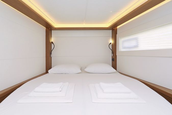 Lagoon 46 | Deep Sea