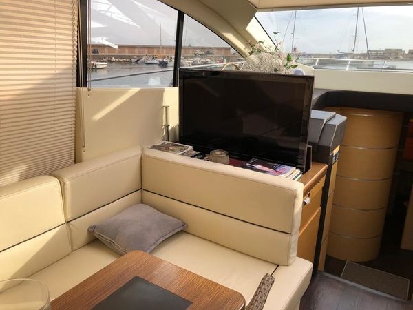 Blu Martin 58 | Lady R