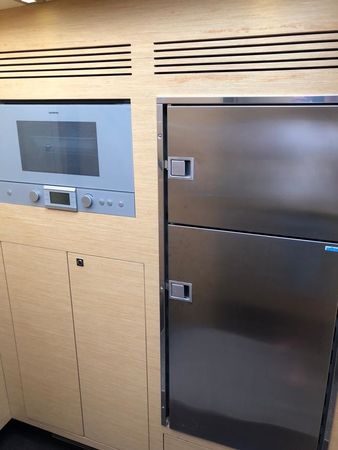 Blu Martin 58 | Lady R